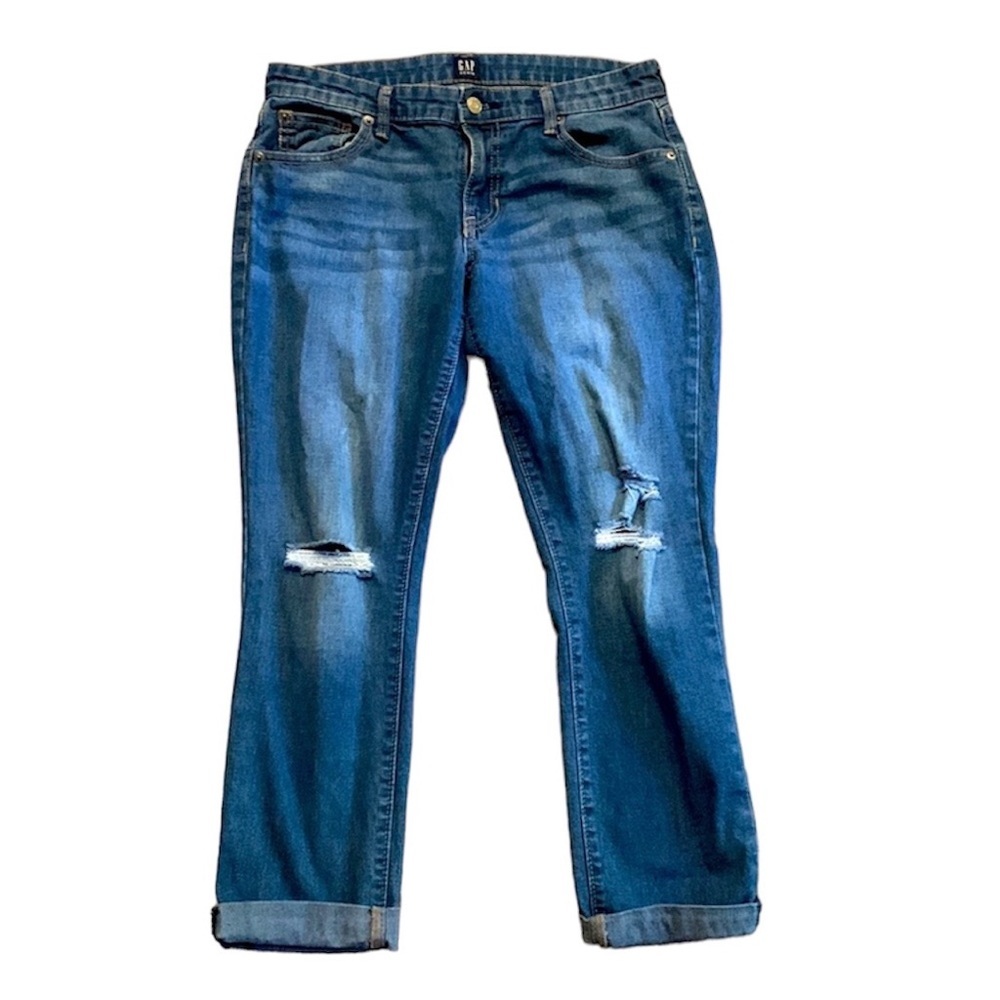 Gap Girlfriend Cut Distressed Denim 5pocket Jeans. -Host Pick-